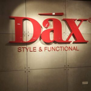 אותיות לחנות רהיטים DAX